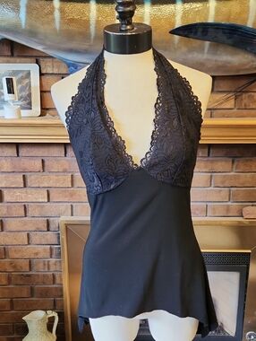 Vintage Black Lace Y2k Halter Top Asymmetrical Hem Size Large Von Mozart Brand